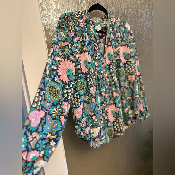 Bright Patterned LOFT Blouse - Picture 10 of 10